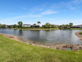 7925 NW 110th Dr, Parkland FL 33076