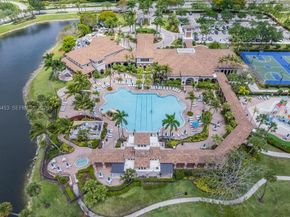 7925 NW 110th Dr, Parkland FL 33076