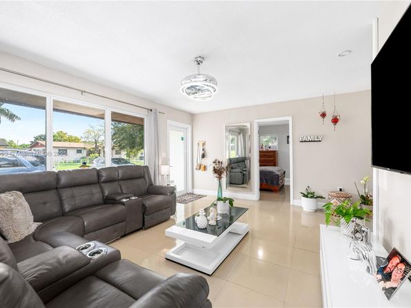 15640 SW 295th Ter, Homestead FL 33033