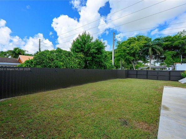 15640 SW 295th Ter, Homestead FL 33033