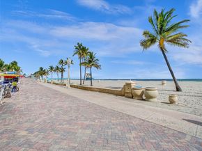 322 Buchanan St 810, Hollywood FL 33019