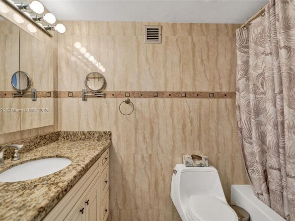 322 Buchanan St 810, Hollywood FL 33019