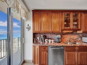 322 Buchanan St 810, Hollywood FL 33019