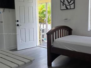 2729 NW 47th St, Miami FL 33142