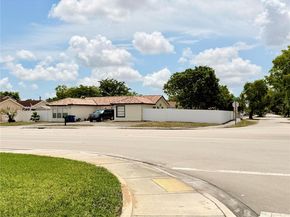 5730 NW 199th St, Hialeah FL 33015