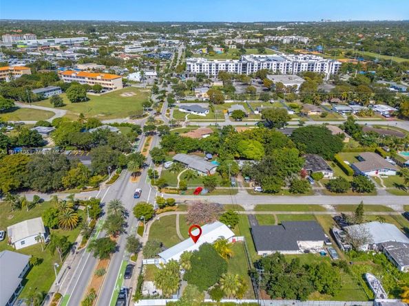 9630 SW 182nd St, Palmetto Bay FL 33157