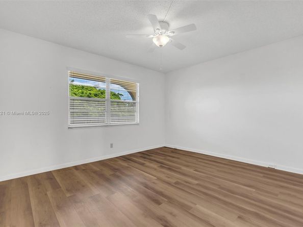 2504 Antigua Ter L4, Coconut Creek FL 33066