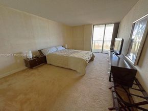 6423 Collins Ave 809, Miami Beach FL 33141