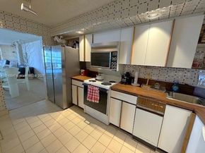6423 Collins Ave 809, Miami Beach FL 33141