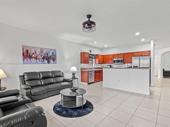 149 SE 36th Pl, Homestead FL 33033