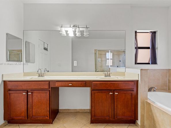 149 SE 36th Pl, Homestead FL 33033