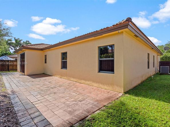 149 SE 36th Pl, Homestead FL 33033