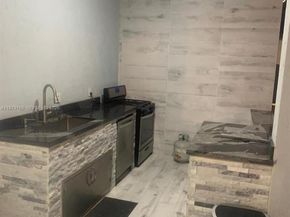 1720 NW 110th Ter, Miami FL 33167