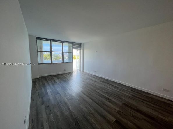 7441 Wayne Ave 4R, Miami Beach FL 33141