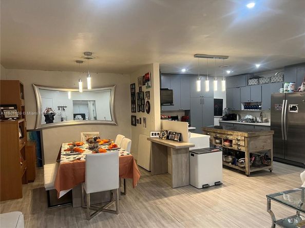 Undisclosed Address #A11901159, Miami FL 33157