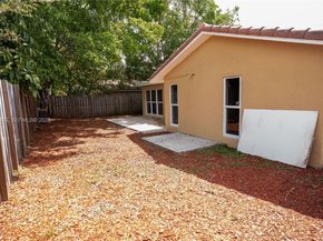 8915 NW 26th Ct, Coral Springs FL 33065