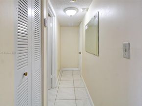 1312 NW 4th St 402, Miami FL 33125