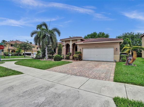 20629 NW 12th Ct, Miami Gardens FL 33169