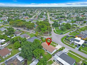 14420 Graves Dr, Miami FL 33176