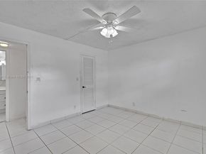 8940 S Hollybrook Blvd 109, Pembroke Pines FL 33025