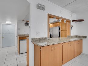 8940 S Hollybrook Blvd 109, Pembroke Pines FL 33025