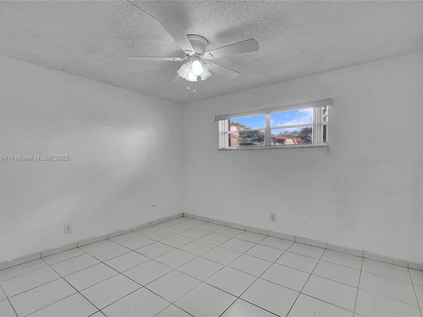 8940 S Hollybrook Blvd 109, Pembroke Pines FL 33025