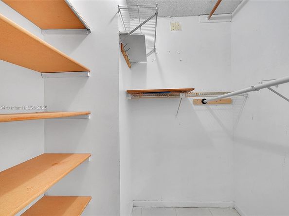 8940 S Hollybrook Blvd 109, Pembroke Pines FL 33025