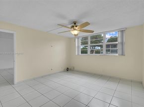 8940 S Hollybrook Blvd 109, Pembroke Pines FL 33025