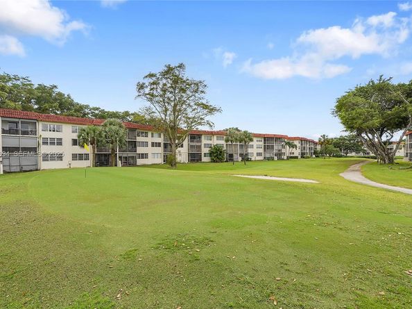 8940 S Hollybrook Blvd 109, Pembroke Pines FL 33025