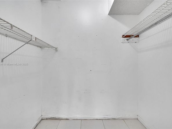 8940 S Hollybrook Blvd 109, Pembroke Pines FL 33025