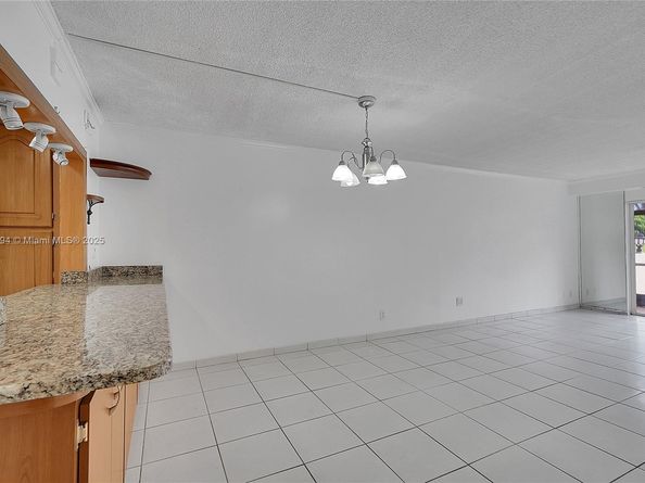 8940 S Hollybrook Blvd 109, Pembroke Pines FL 33025