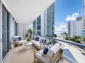 1300 Brickell Bay Dr 704, Miami FL 33131
