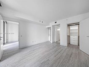 1300 Brickell Bay Dr 704, Miami FL 33131