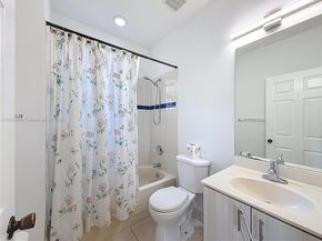 1568 SE 20th Ter, Homestead FL 33035