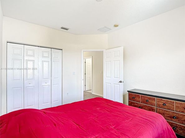 1568 SE 20th Ter, Homestead FL 33035