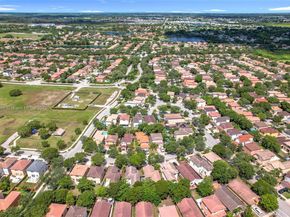 1568 SE 20th Ter, Homestead FL 33035