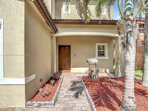 1568 SE 20th Ter, Homestead FL 33035