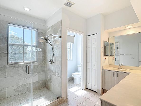 1568 SE 20th Ter, Homestead FL 33035