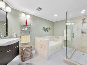 3503 Oaks Way 308, Pompano Beach FL 33069