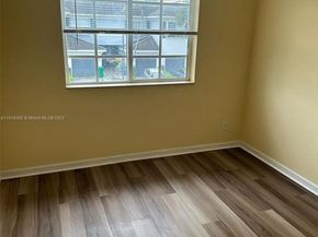 3593 NW 13th St 3593, Lauderhill FL 33311