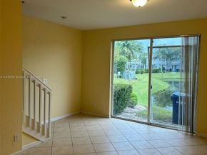 3593 NW 13th St 3593, Lauderhill FL 33311