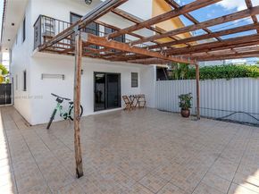 8773 SW 36th St, Miami FL 33165