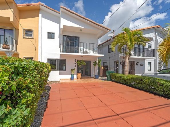 8773 SW 36th St, Miami FL 33165