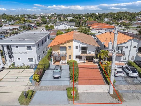 8773 SW 36th St, Miami FL 33165