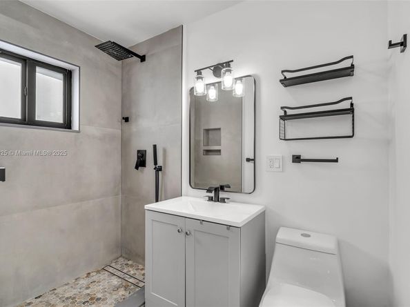 8773 SW 36th St, Miami FL 33165