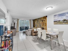 8501 NW 8th St 105, Miami FL 33126