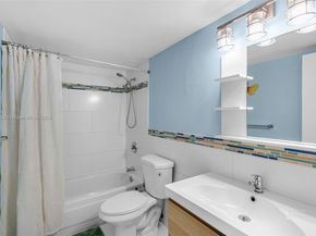 8501 NW 8th St 105, Miami FL 33126