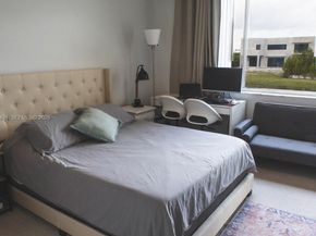 201 Mallory Ct, Weston FL 33326