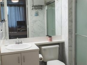 201 Mallory Ct, Weston FL 33326