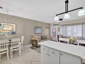 800 SW 10th Ter 4T, Hallandale Beach FL 33009